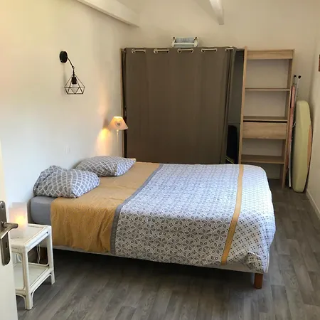 Maison Au Calme Climatisee Avec De Mai A Fin Septembre Hébergement de vacances *